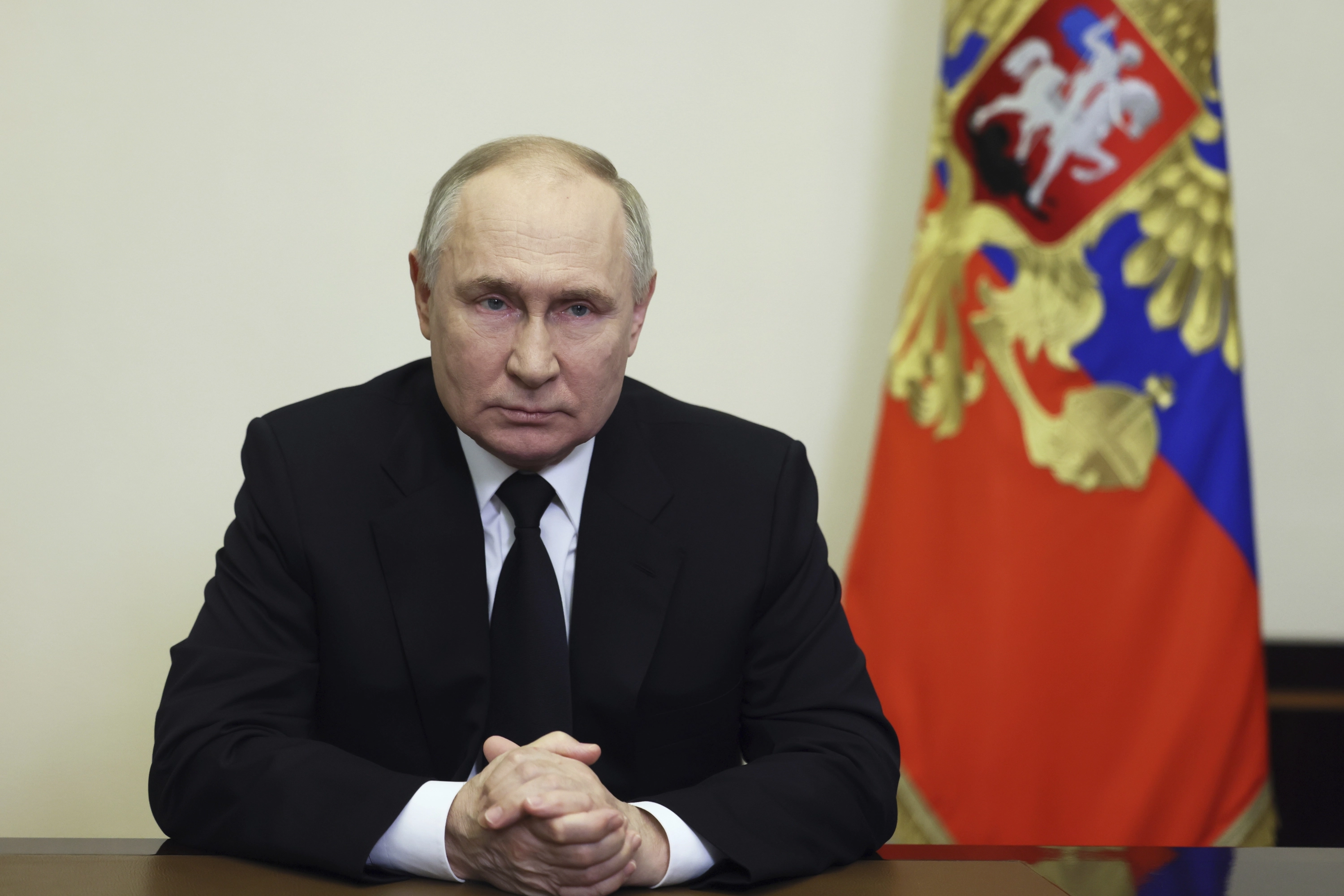 Putin intenta vincular a Ucrania en el atentado en Moscú y tapar el fallo de su inteligencia que acabó en la matanza